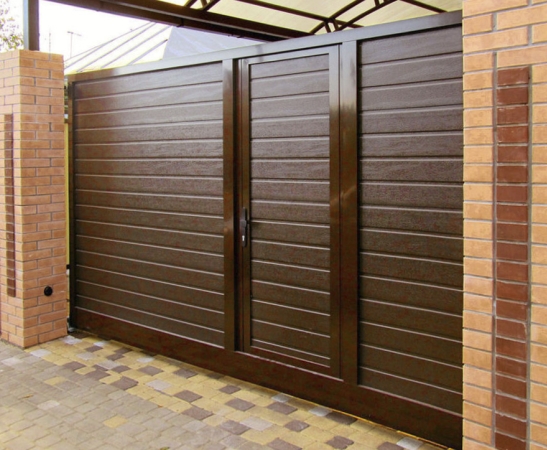 Ворота с калиткой в Ставрополе